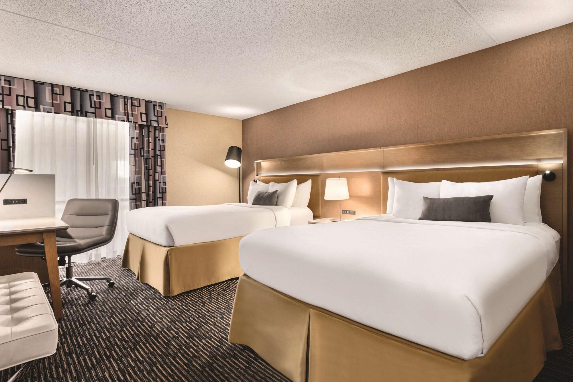 Wyndham Garden Conference Center Champaign - Urbana Hotel Eksteriør billede