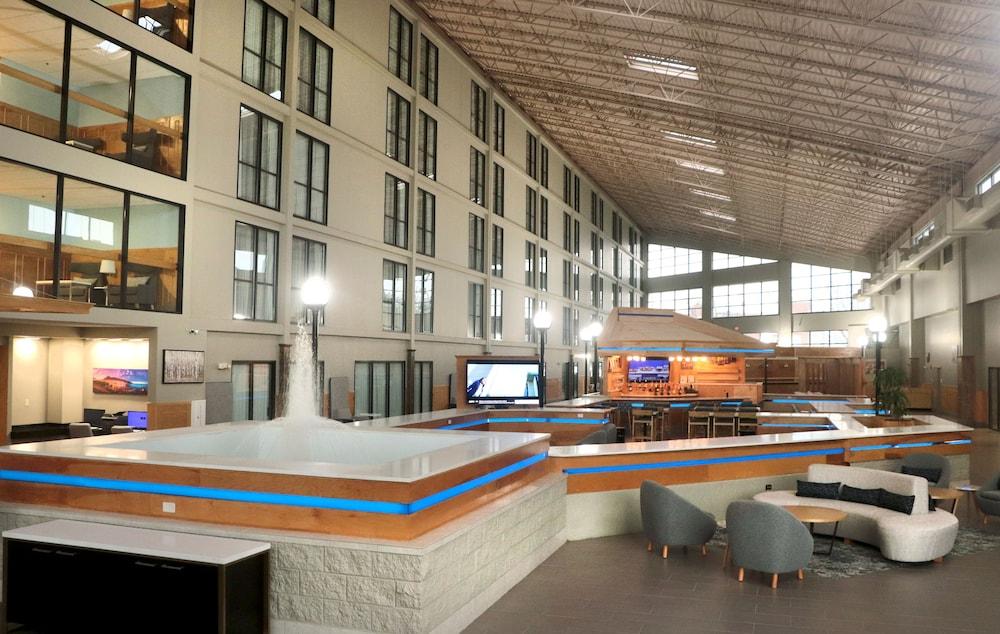 Wyndham Garden Conference Center Champaign - Urbana Hotel Eksteriør billede